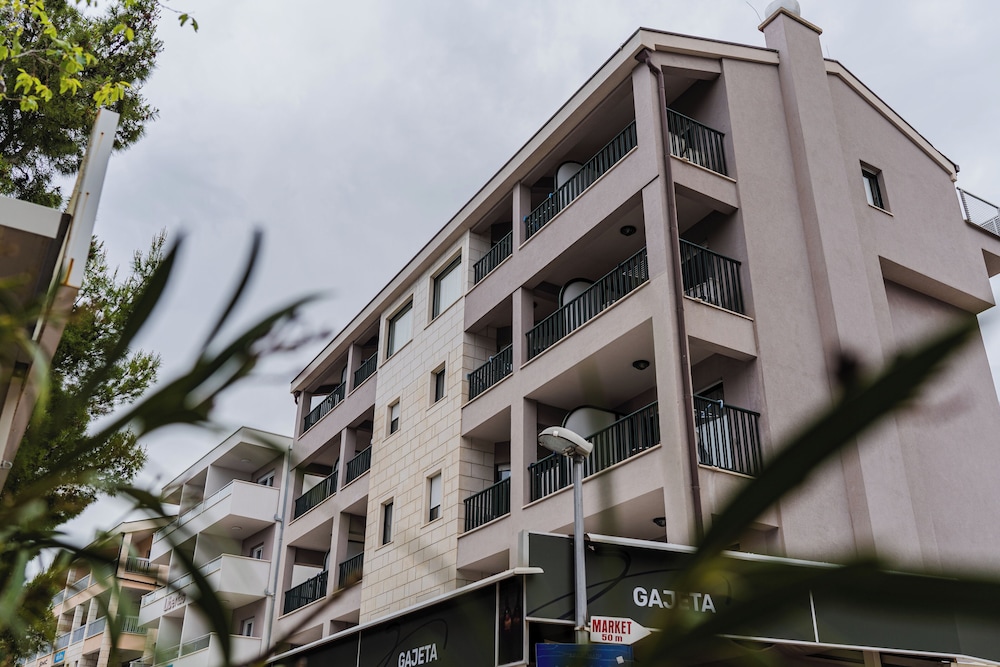 Amazing Lucija apartments-sea view