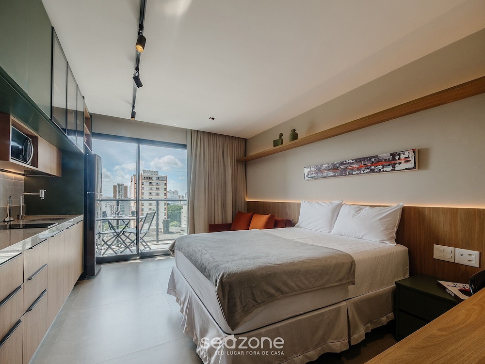 Stay With Style and Convenience in Salvador LIV