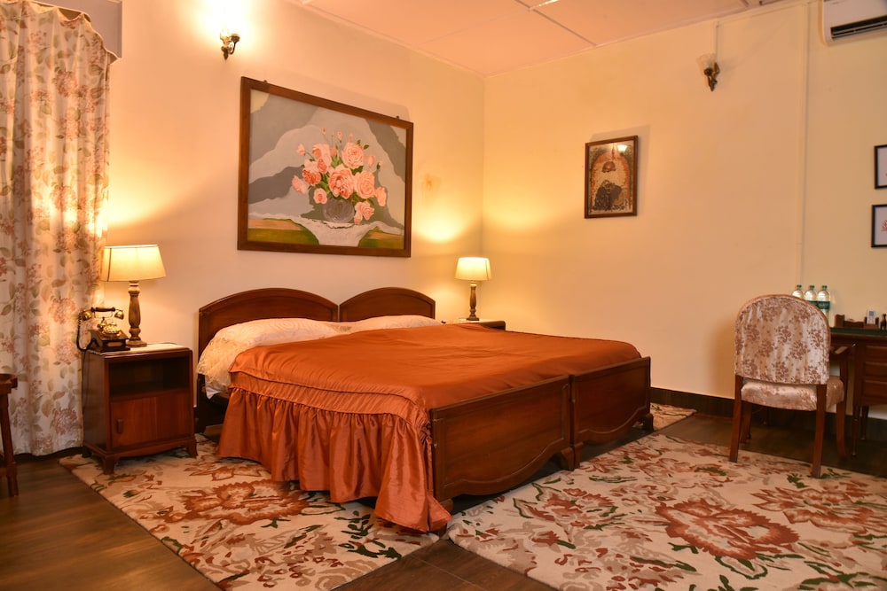 The Baradighi Bungalow - A Heritage Tea Resort view 2