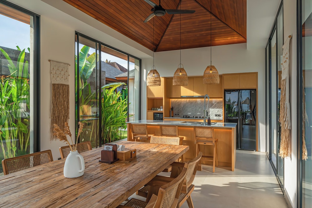 Rosita Ubud - Stunning 5BR Villa