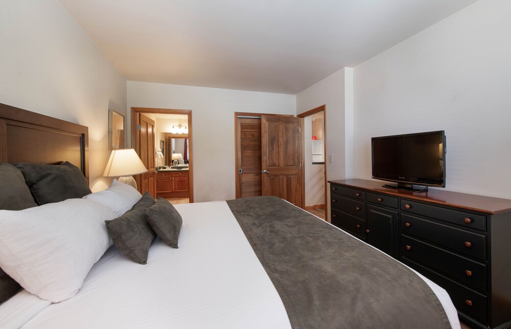 Winter Park CO - Zephyr Mountain & Fraser Crossing/Founders Pointe Condos