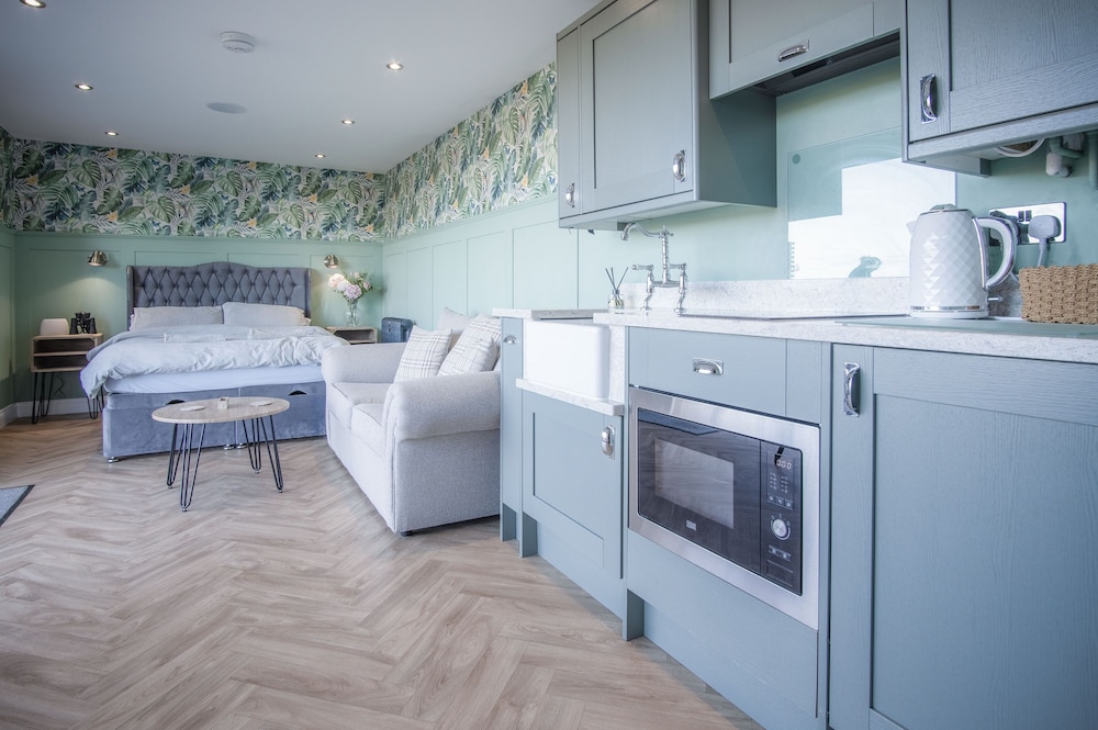 Rhossili Bay Secret - Cabin - Landimore view 2