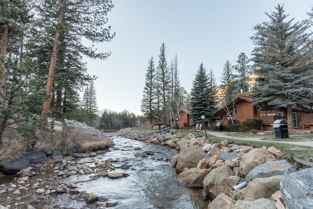 Estes Park Condos - Property Image 145