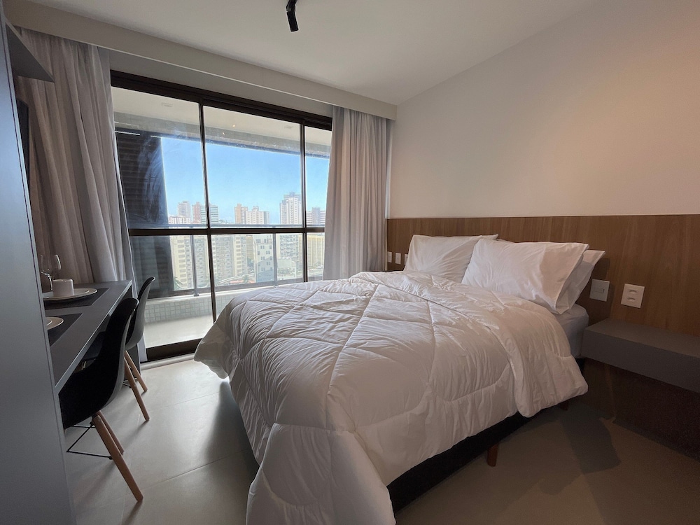 Modern and Fully Equipped Apartments 500m From Barra Beach in Salvador ZBN