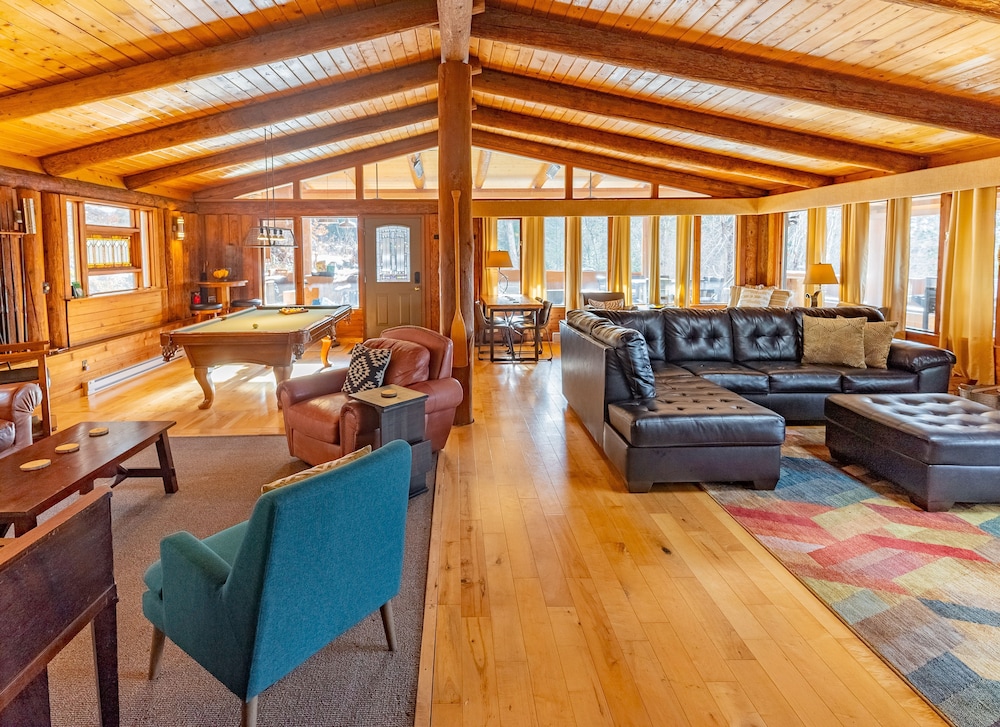 New Denver Lodge 2