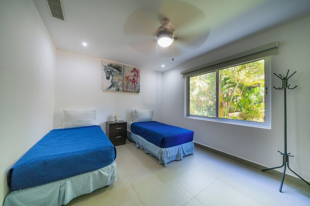 Condo de 3 habitaciones y 4 albercas