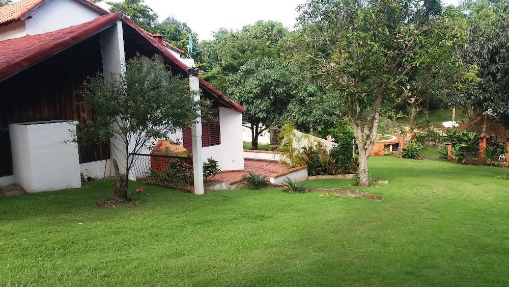 Los Olivos - hotel in Calle Carpintero 2, Pedro Brand