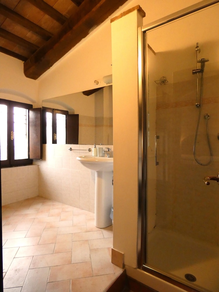Escape to Umbria, Apartment 2 view 4