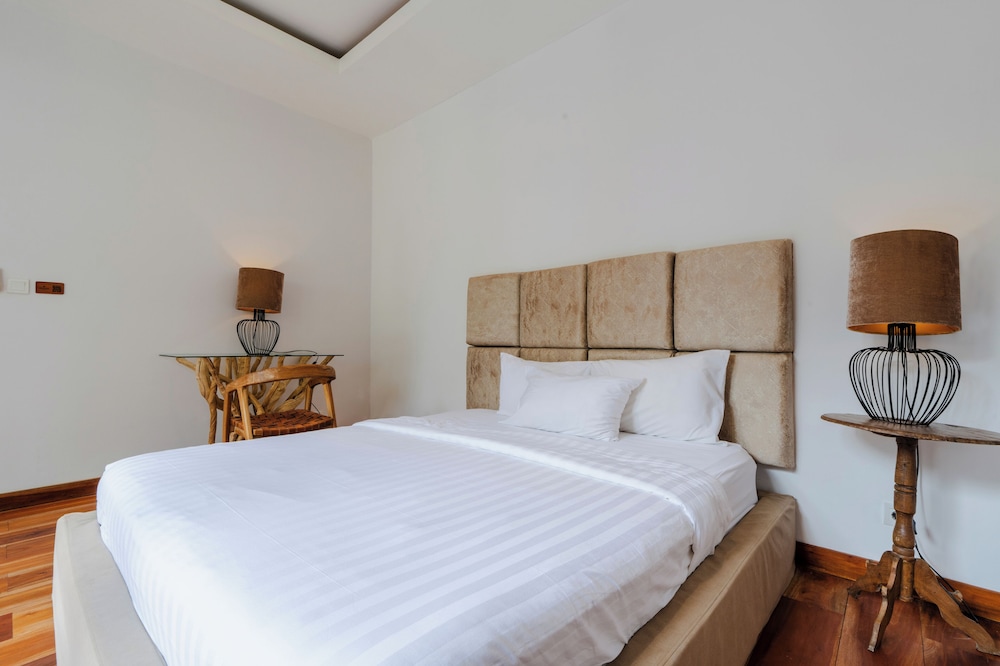 Villa Chloe by Pertama Management