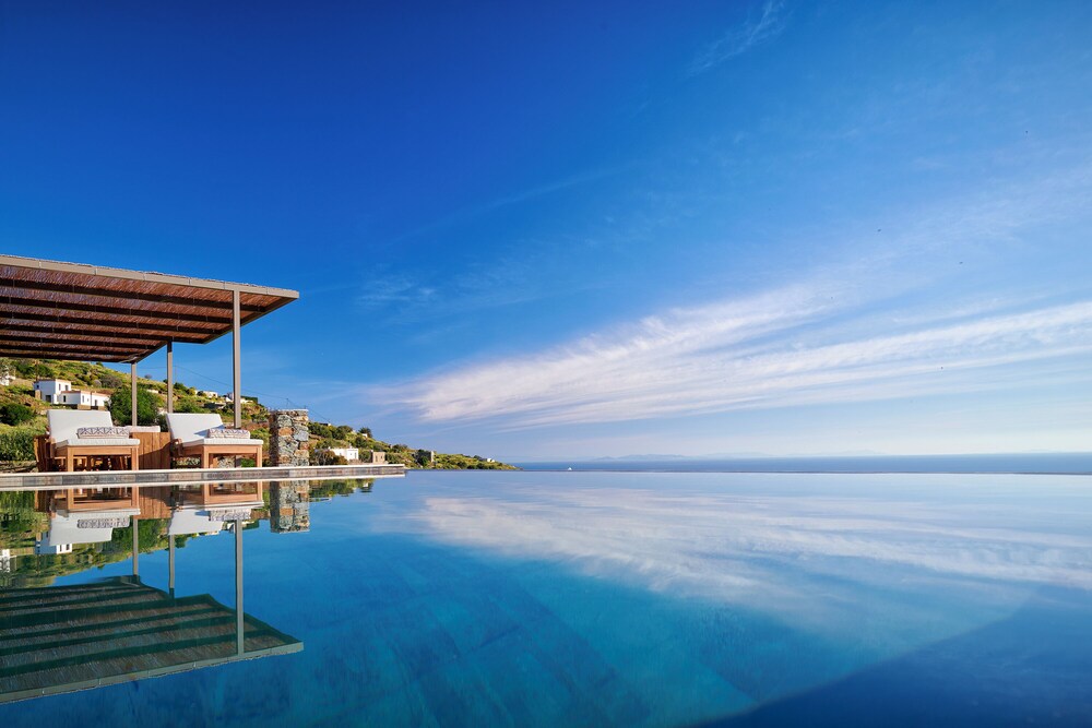 Mythic Villa