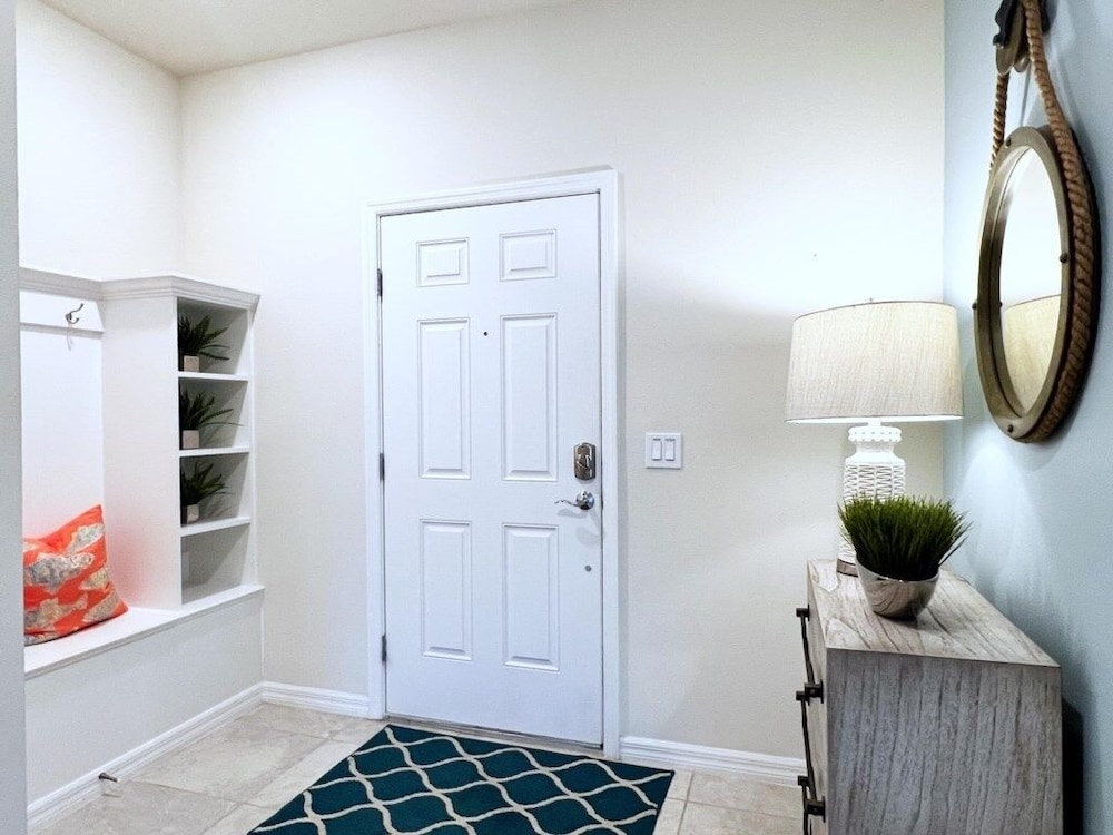 Fabulous 5bd Family Townhome With Splash Pool-726g 5 Bedroom Townhouse