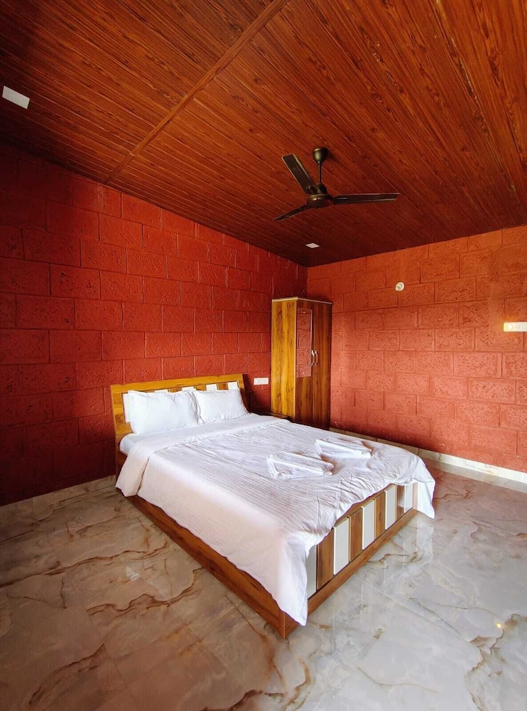 Red Brick Resort