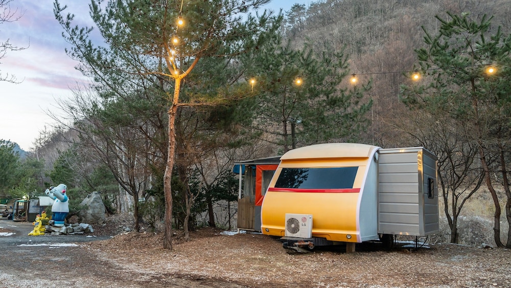 Chuncheon Free People's Caravan Pension