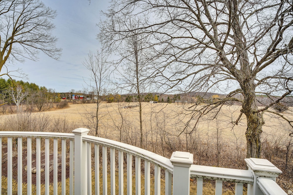 Home Near Road America & Elkhart Lake