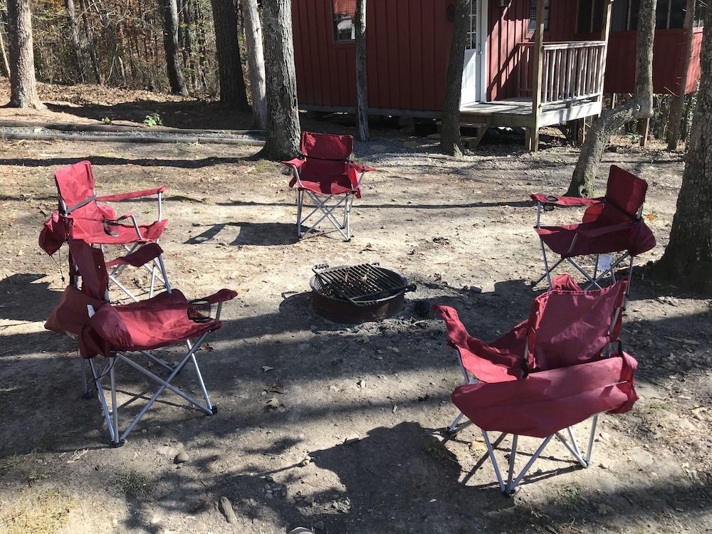 Sasquatch Cabin view 3