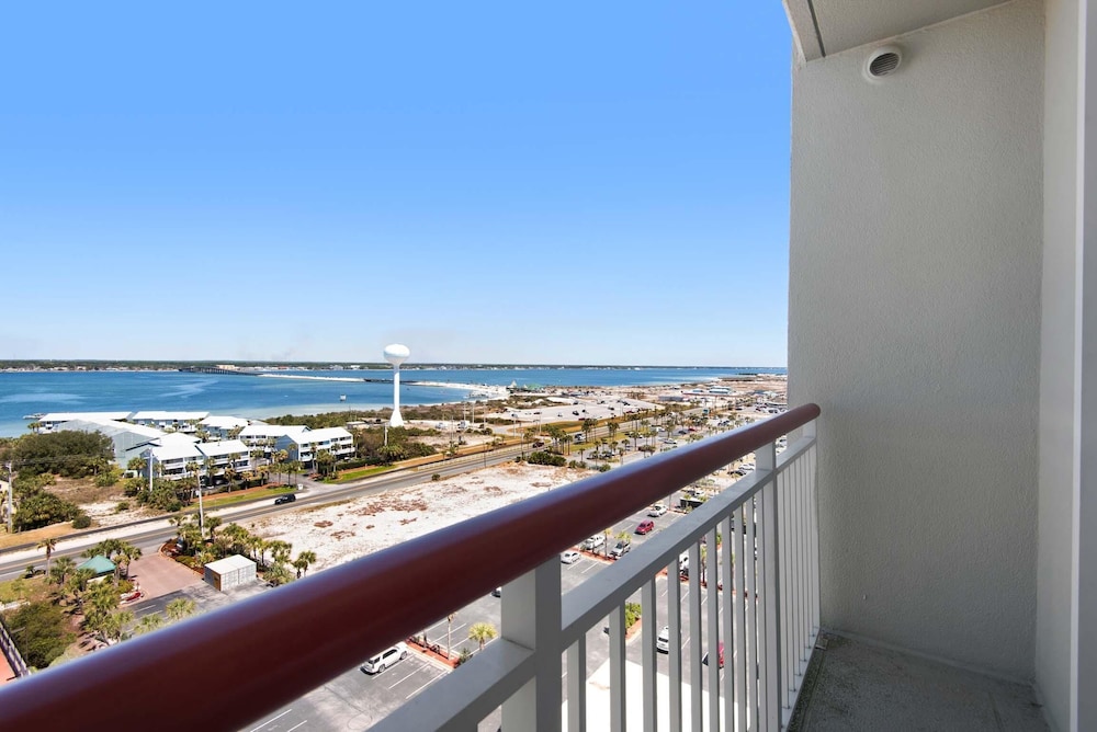 Beach Colony Resort East 11A