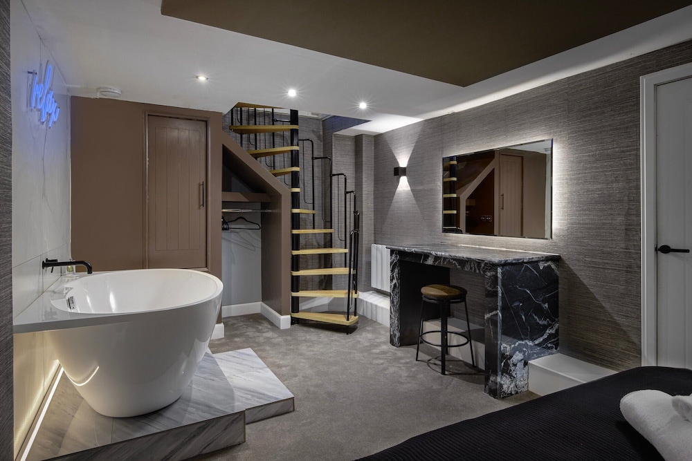 Stylish Edinburgh Apartment