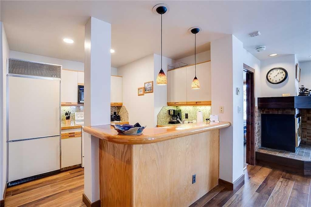 1203 Trappeur's Lodge, Trappeur's Crossing Apartment 2