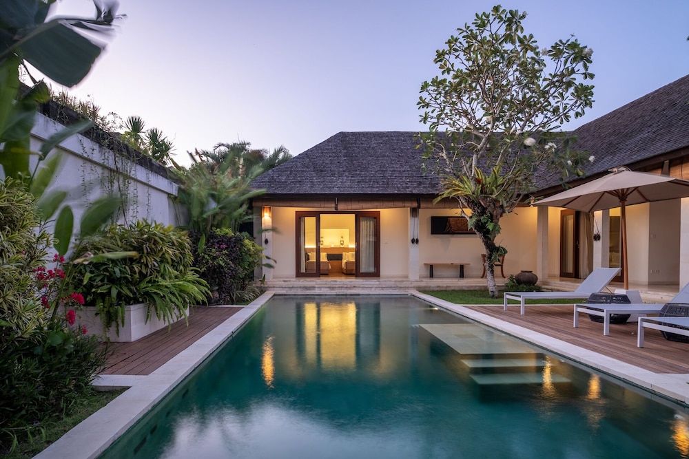 Saba Villa