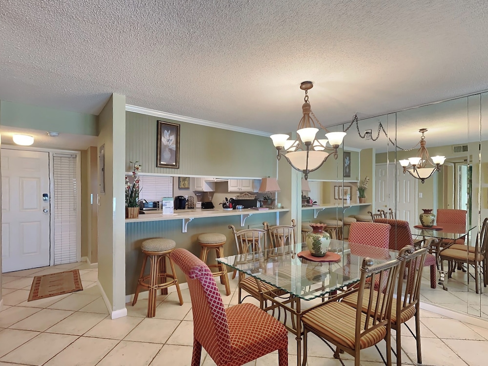 Emerald Isle #400 by Southern Vacation Rentals