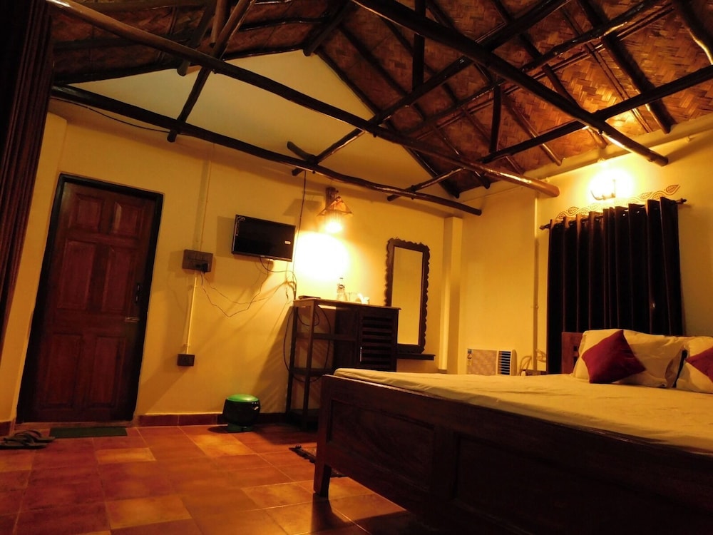 Gram Bangla Retreat