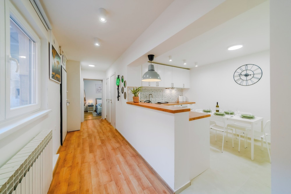 Peaceful Nest In City Center