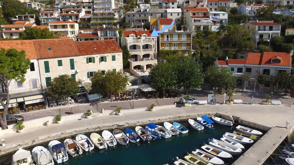 Apartments & Room Vesna view 4