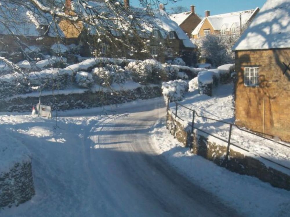 Holly House Bed & Breakfast