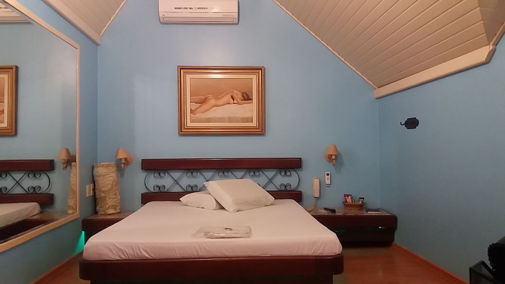 Motel dos Arcos