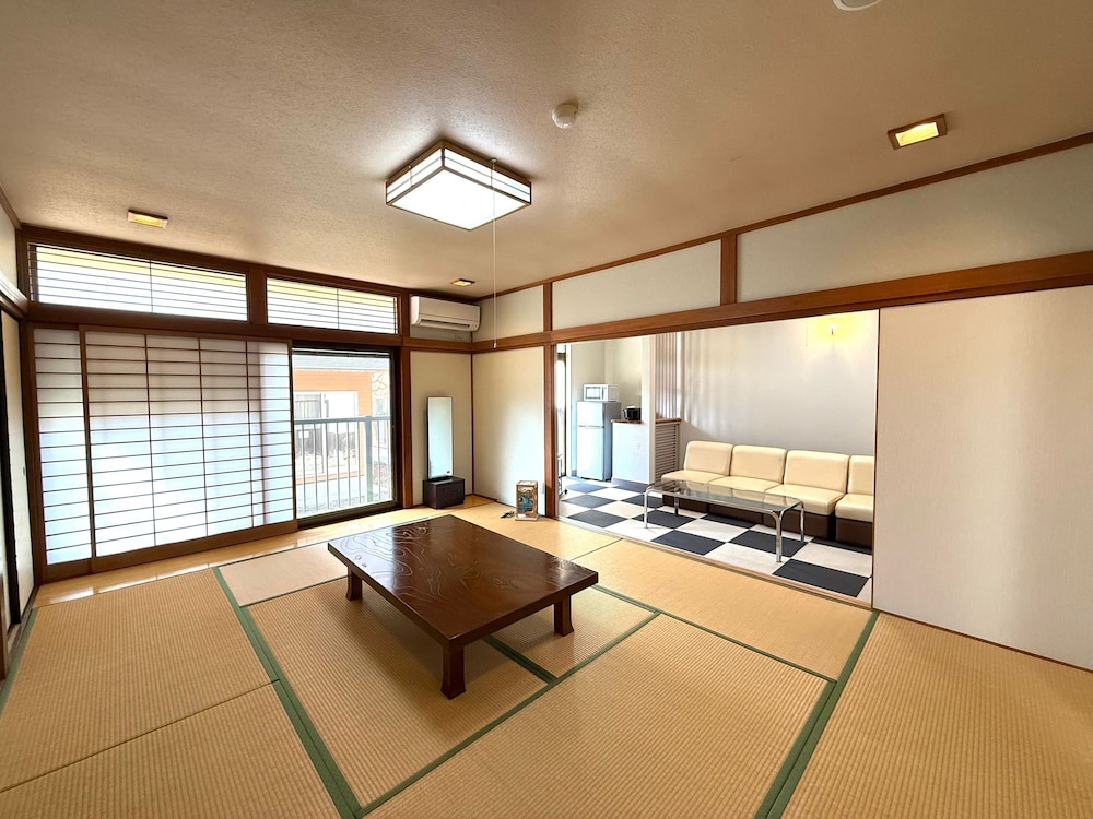 Kaederesort Kinugawaonsen