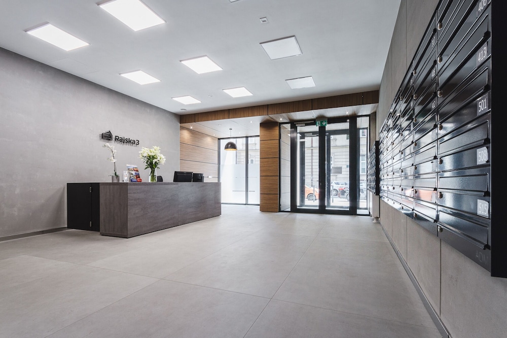 Apartments Rajska Krakow by Renters view 2