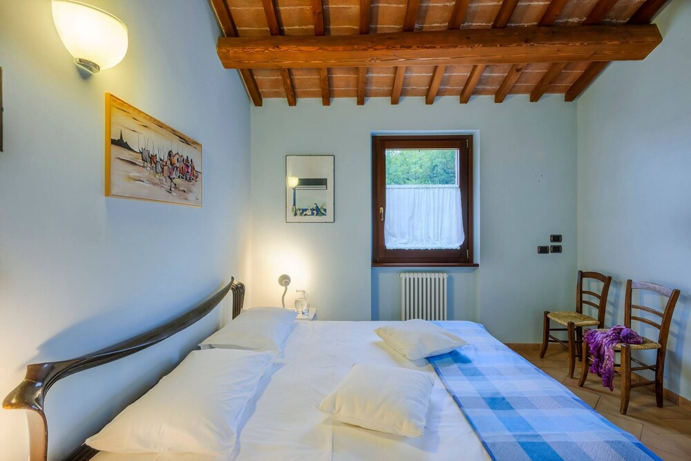 Villa Emilianna 12 2 by Marche Holiday Villas
