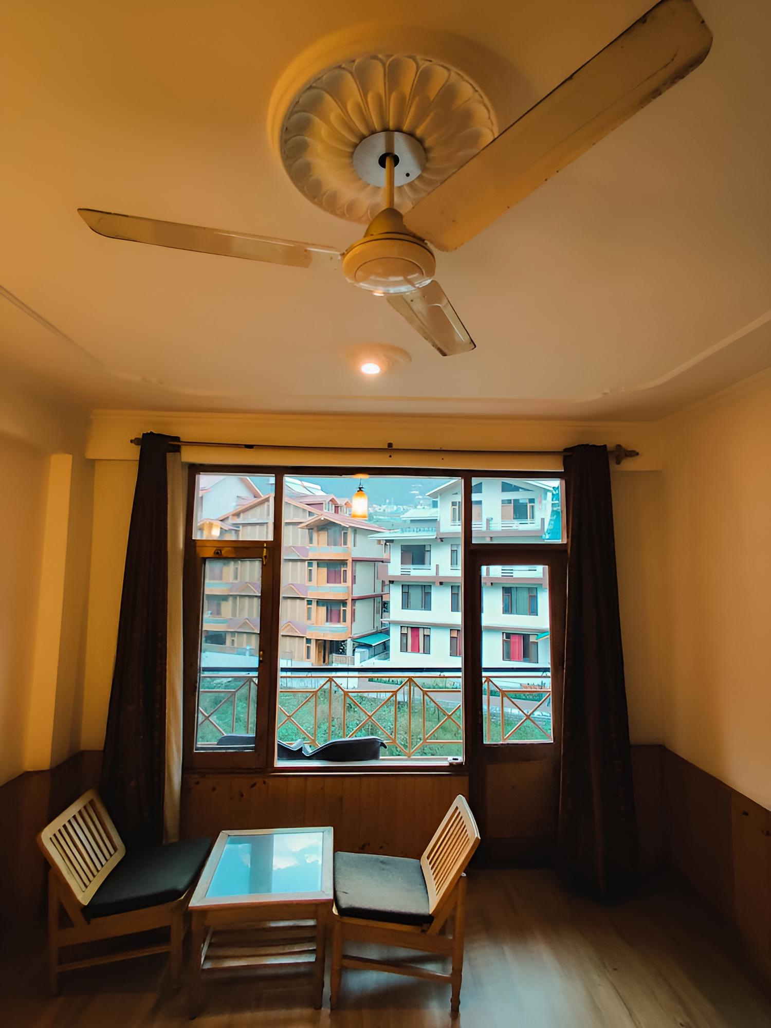 Hipostel Manali view 5