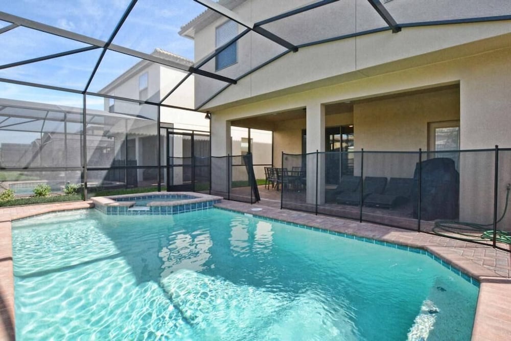 Windsor at Westside-6 Bedrooms House w/pool-3727WW Home by RedAwning - Image 2