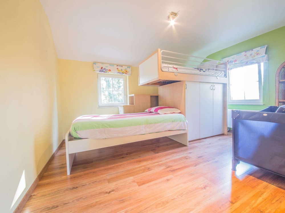Holiday Home Le Jardin de Satine et Celestine in Durbuy