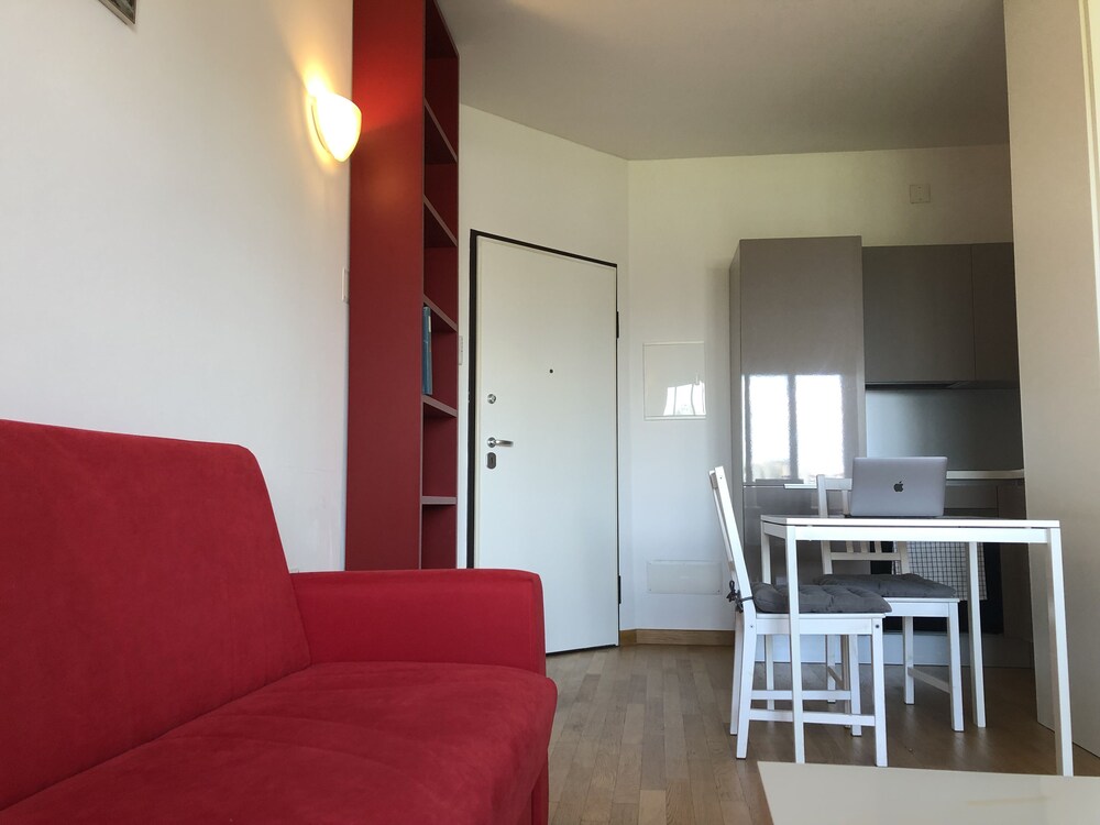 Kamchu Apartments Studio With Terrace Near Metro con Vista