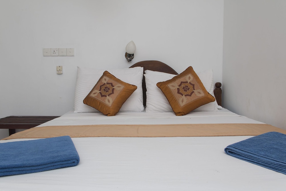 Thuruliya Lodge Habarana