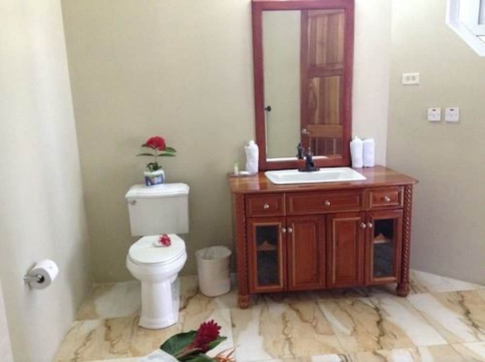 Waters Edge Guest House