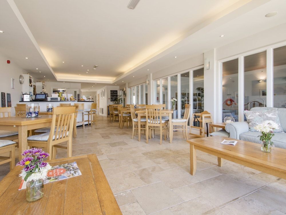 4 Burgh Island Causeway