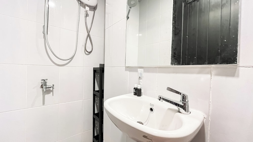 Relaxing And Stylish Studio At Tokyo Riverside Pik 2 Apartment