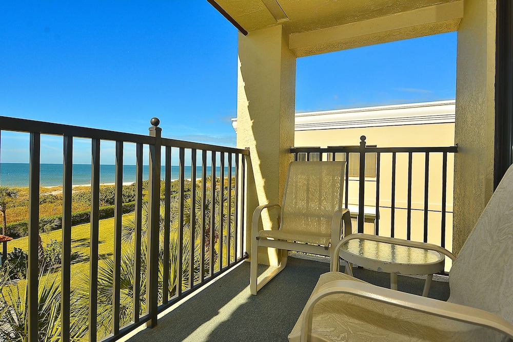 Land's End 7-406 Beach Front - Premier