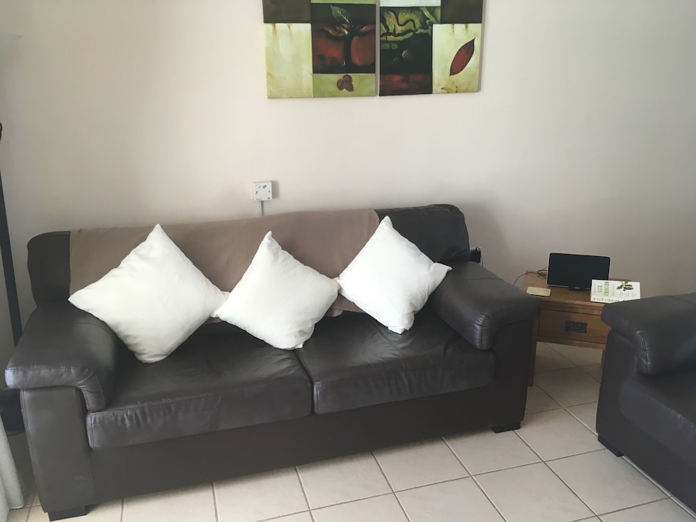 Apartment-paphos-poolside-near Amenities-discounts