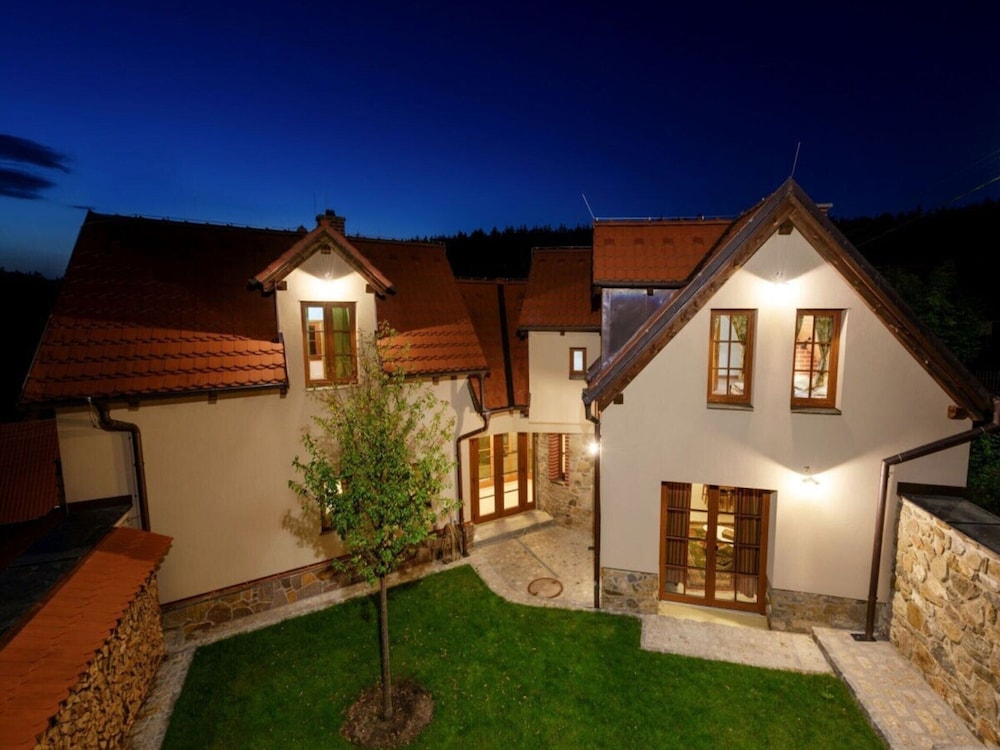 Orlik Jvnl102 Comfortable Holiday Residence