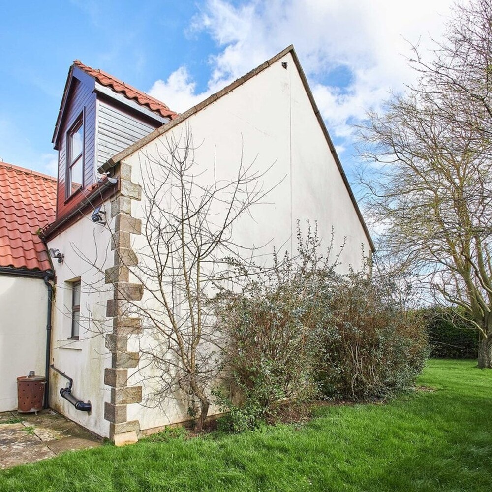 Host Stay The Coach House