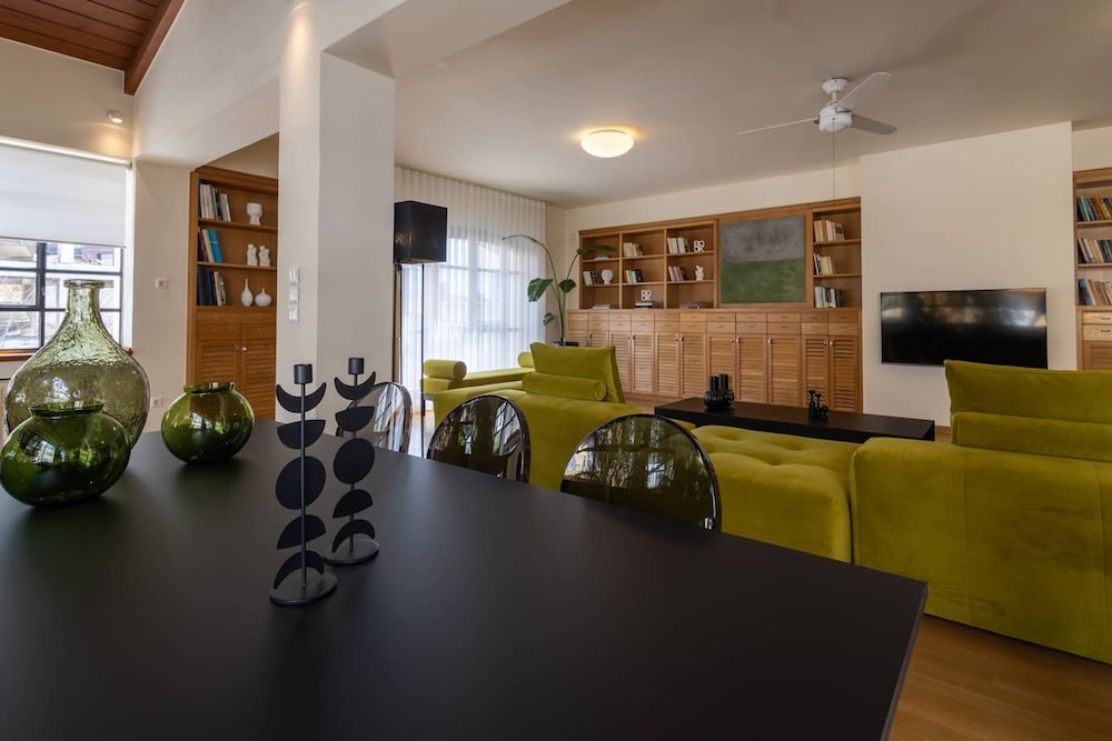 Ma Maison Downtown Villa N 8 Indoor Heated Pool