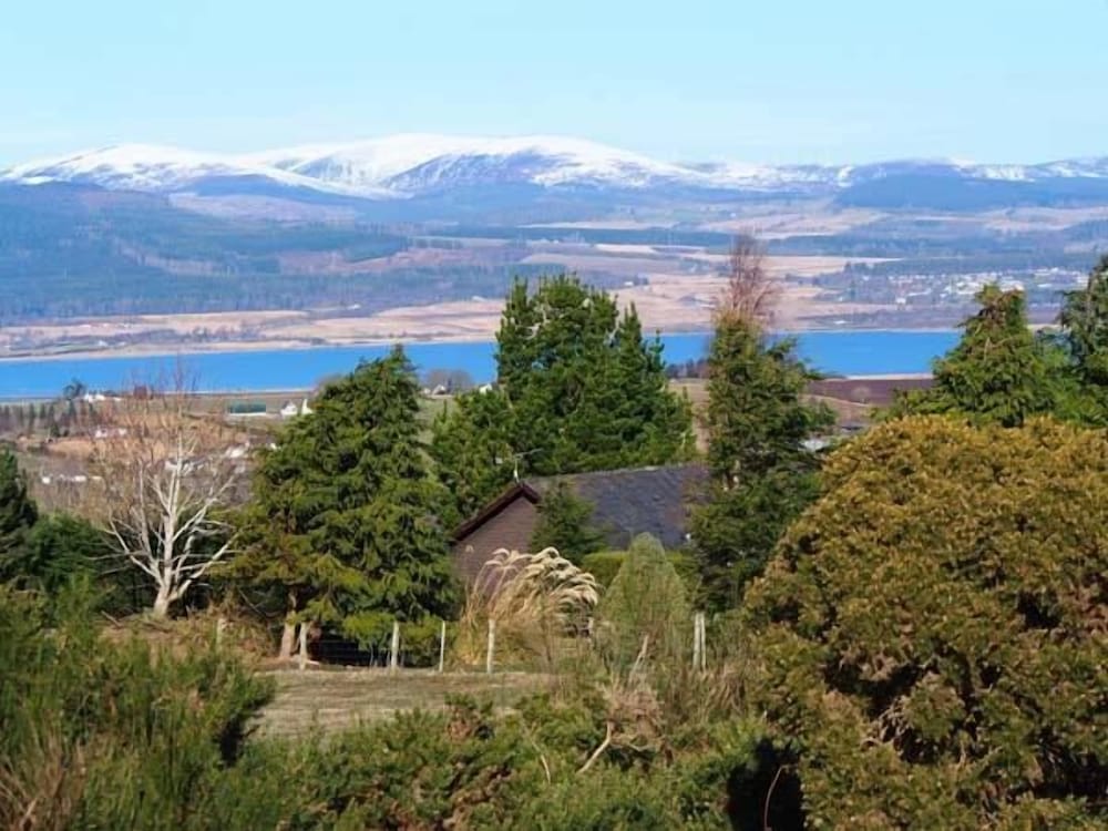Pine Lodge