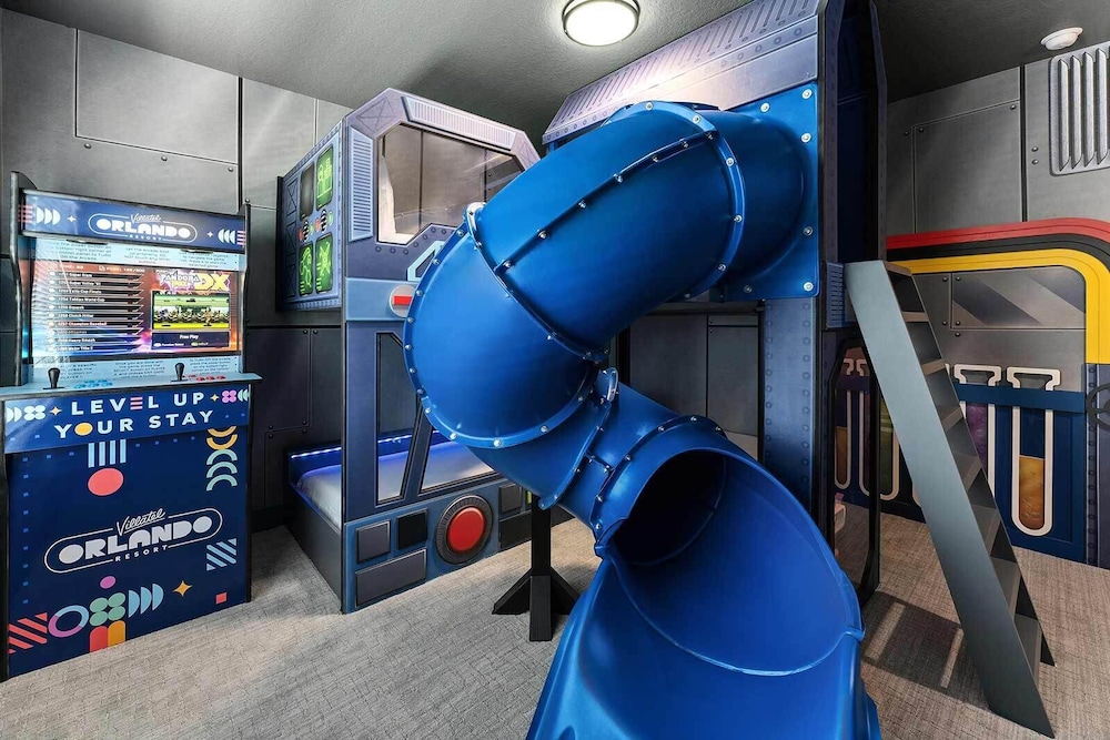 Vor5346aa: 5 Bed, Gamer's Paradise, Pool