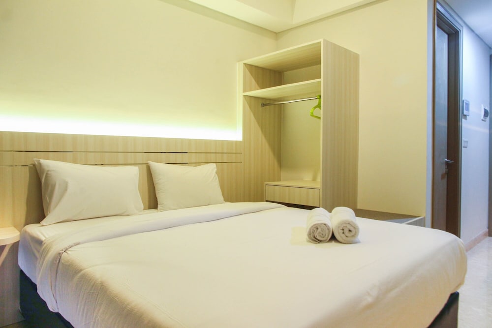 New Studio with Sea View at Gold Coast Apartment view 5