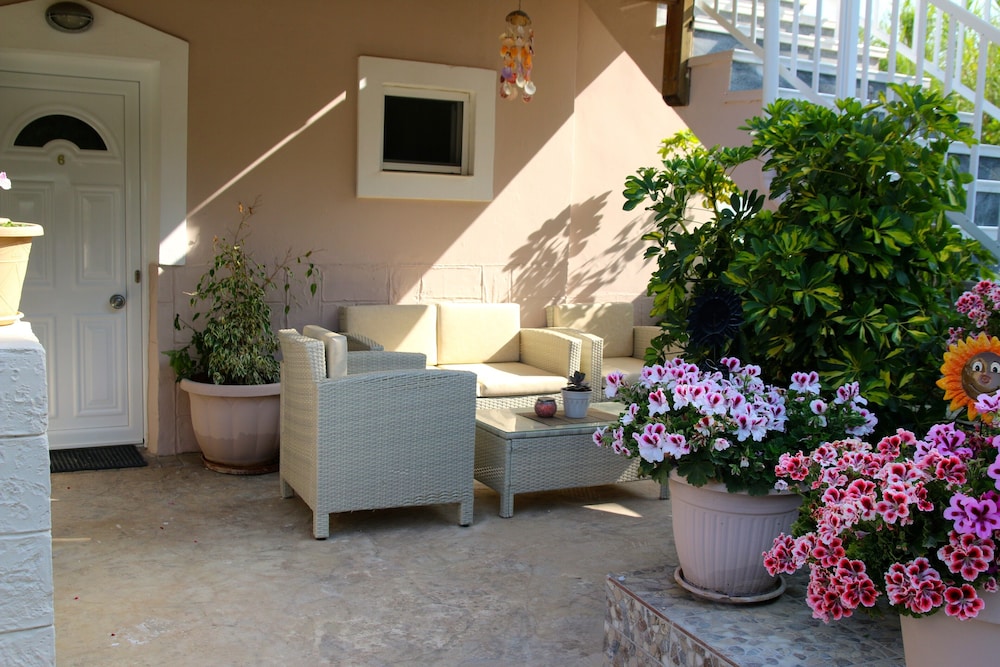 Photo 14