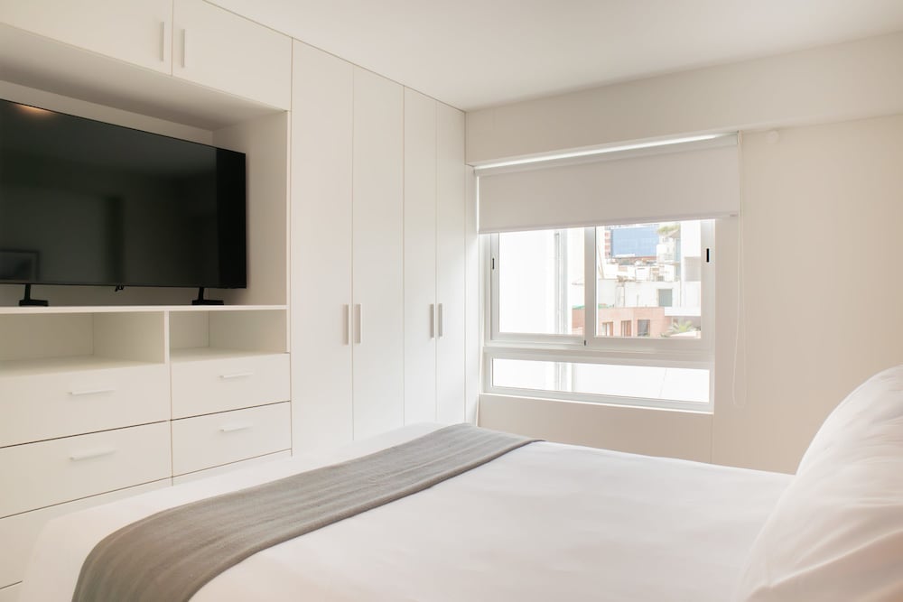 w Comfortable 2BR Stay in Miraflores
